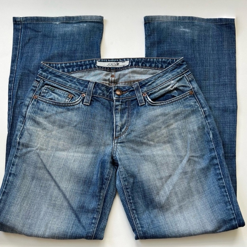 Joe’s Jeans Bootcut Medium Wash Size 28